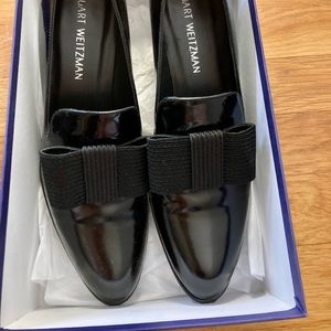 Brand New, still in box Classic Black Stewart Weizmann Mid Heel Pump with Bow